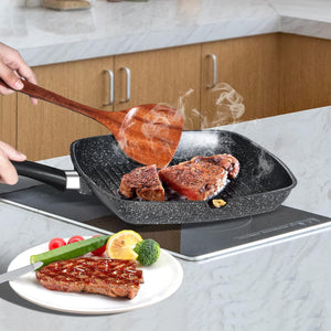 28x28 cm Grillpfanne mit Ausguss, 100% PFOA-frei. Antihaftbeschichtete Steakpfanne aus Aluminiumguss für Gas, Induktion & Elektroherd
